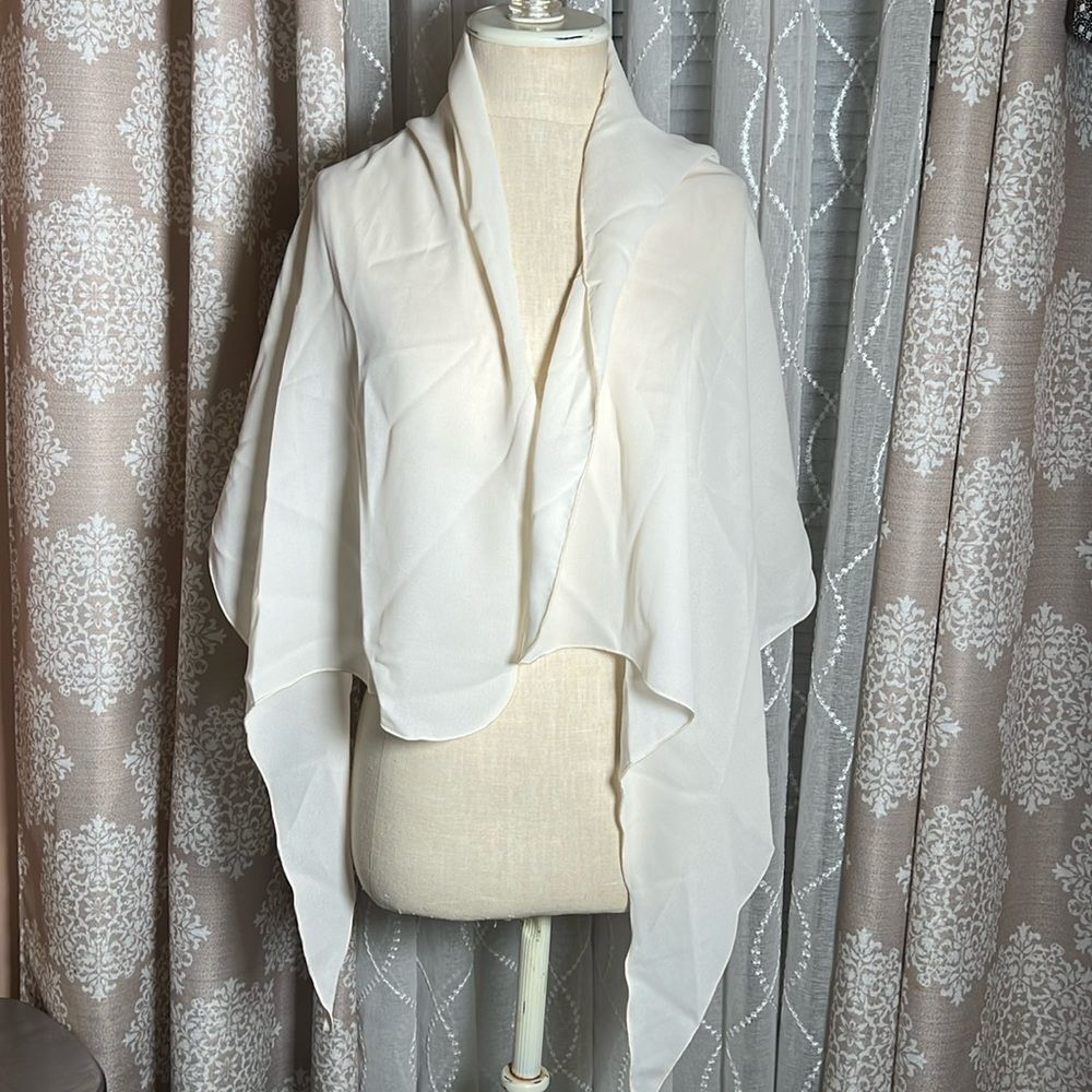 Off white shawl/wrap